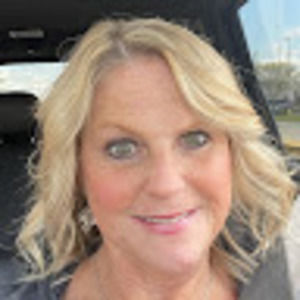 Meet your Posher, Karol